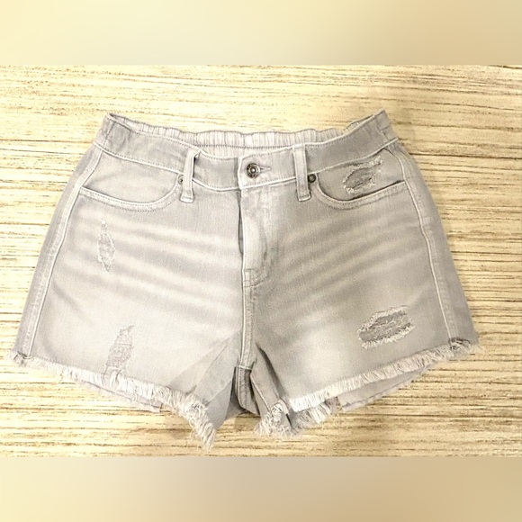 Aerie Grey Denim Shorts - Picture 1 of 2